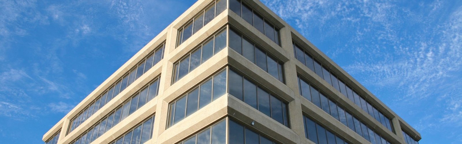 Modern private medical facility constructed by Regent Construction, specializing in healthcare and commercial building projects in Oregon.